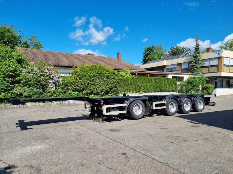 Nooteboom CT-53-04 D 4-Achs Containerchassis Combitrailer CT-53-04 D 4-Achs Containerchassis Combitrailer - Konteinerveduk/ Tõstukiga poolhaagis: pilt 1 Nooteboom CT-53-04 D 4-Achs Containerchassis Combitrailer CT-53-04 D 4-Achs Containerchassis Combitrailer - Konteinerveduk/ Tõstukiga poolhaagis: pilt 1