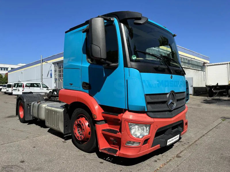 Mercedes-Benz Actros 1843 LS Eurolohr Autotransp. SZM Intarder Klima E6 - Sadulveok: pilt 5 Mercedes-Benz Actros 1843 LS Eurolohr Autotransp. SZM Intarder Klima E6 - Sadulveok: pilt 5