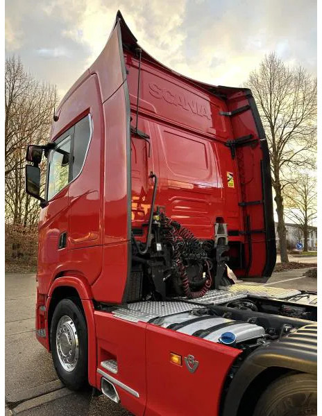 Scania S580 V8 6X2/4 TOPZUSTAND! Intarder*E6* - Sadulveok: pilt 4 Scania S580 V8 6X2/4 TOPZUSTAND! Intarder*E6* - Sadulveok: pilt 4