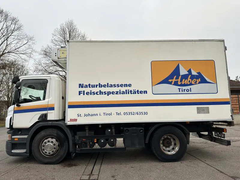 Scania P230 Fleisch Rohrbahnen - Külmutiga veoauto: pilt 2 Scania P230 Fleisch Rohrbahnen - Külmutiga veoauto: pilt 2