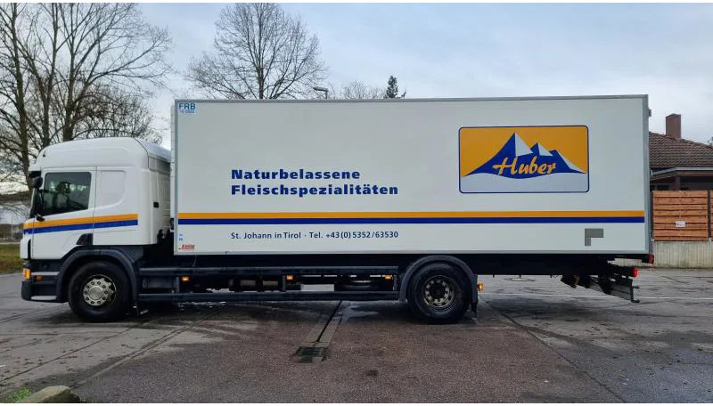 Scania P360 4X2 Fleisch Rohrbahnen Carrier Vector 1550 - Külmutiga veoauto: pilt 3 Scania P360 4X2 Fleisch Rohrbahnen Carrier Vector 1550 - Külmutiga veoauto: pilt 3