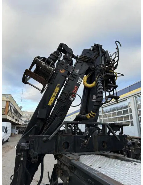 Loglift F 125 ZT 93 Holzkran F 125 ZT 93 Holzkran - Veoauto: pilt 1 Loglift F 125 ZT 93 Holzkran F 125 ZT 93 Holzkran - Veoauto: pilt 1