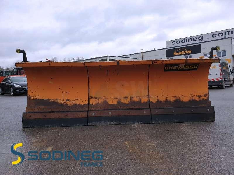 CHEVASSU LE430 - Lumesahk: pilt 2 CHEVASSU LE430 - Lumesahk: pilt 2