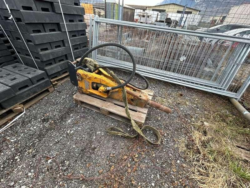 MONTABERT PELLE 8 TONNES / TRACTOPELLE - Hüdrauliline haamer: pilt 3 MONTABERT PELLE 8 TONNES / TRACTOPELLE - Hüdrauliline haamer: pilt 3