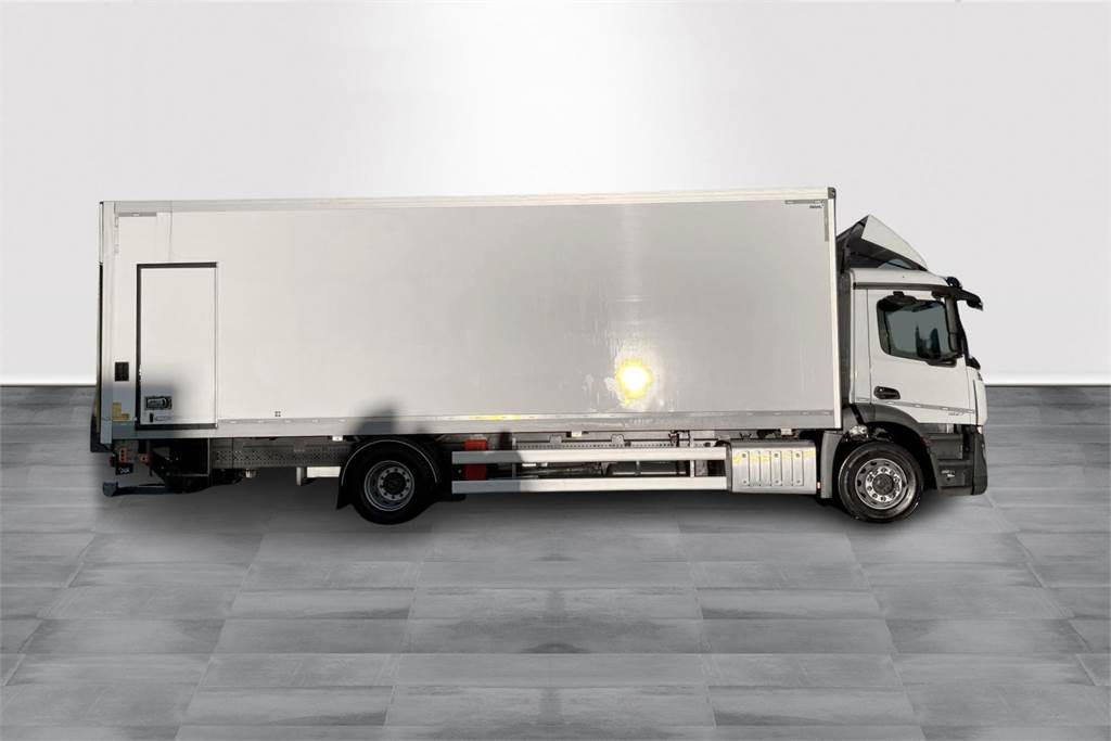 Mercedes-Benz ACTROS 1827 5 KSA - Kasti veoauto: pilt 4 Mercedes-Benz ACTROS 1827 5 KSA - Kasti veoauto: pilt 4