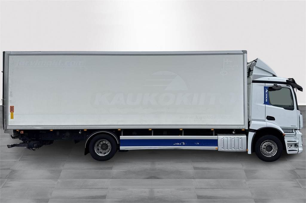 Mercedes-Benz ACTROS 1832 - Kasti veoauto: pilt 4 Mercedes-Benz ACTROS 1832 - Kasti veoauto: pilt 4