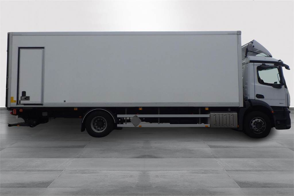Mercedes-Benz ACTROS 5 1827 KSA Rahoitusleasing 1996€ Alv0%/kk - Isotermiline furgoon: pilt 4 Mercedes-Benz ACTROS 5 1827 KSA Rahoitusleasing 1996€ Alv0%/kk - Isotermiline furgoon: pilt 4