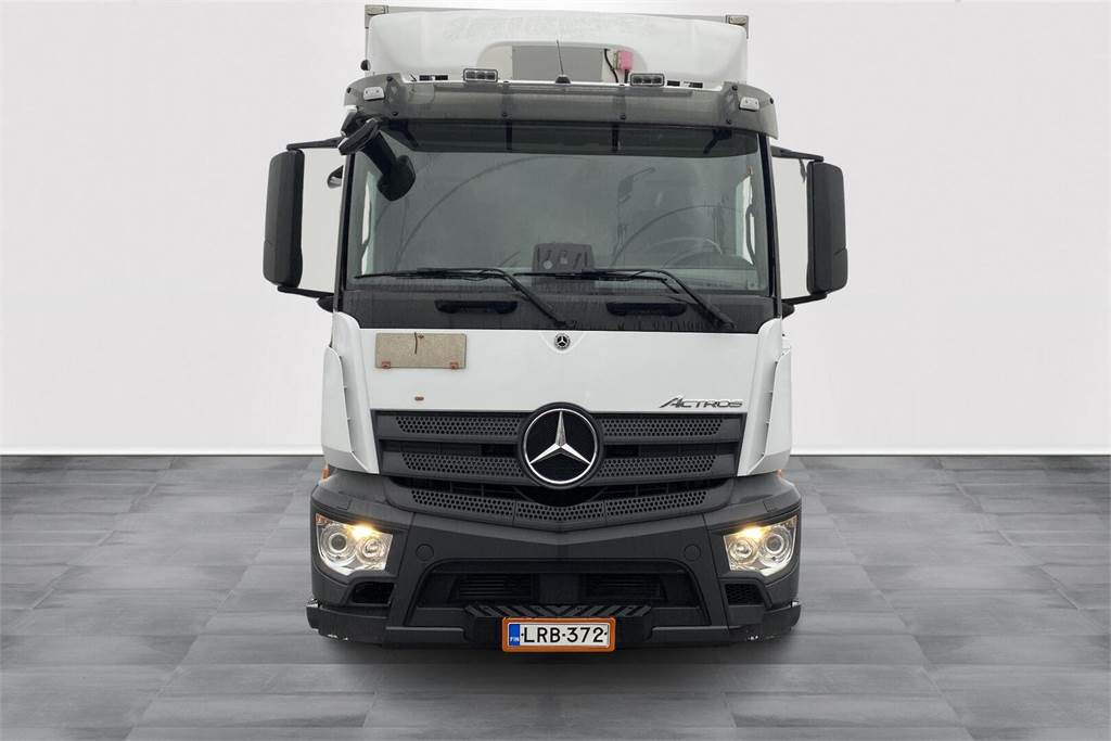 Mercedes-Benz ACTROS 5 SM 1827 L KSA - Kasti veoauto: pilt 2 Mercedes-Benz ACTROS 5 SM 1827 L KSA - Kasti veoauto: pilt 2