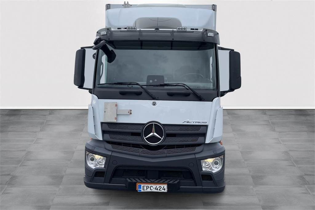 Mercedes-Benz Actros 1827 4x2 8,7m umpikori+PL nostin - Isotermiline furgoon: pilt 2 Mercedes-Benz Actros 1827 4x2 8,7m umpikori+PL nostin - Isotermiline furgoon: pilt 2