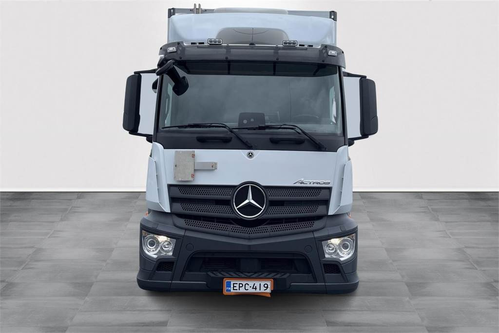 Mercedes-Benz Actros 1827 4x2 8,7m umpikori+PL nostin - Isotermiline furgoon: pilt 3 Mercedes-Benz Actros 1827 4x2 8,7m umpikori+PL nostin - Isotermiline furgoon: pilt 3