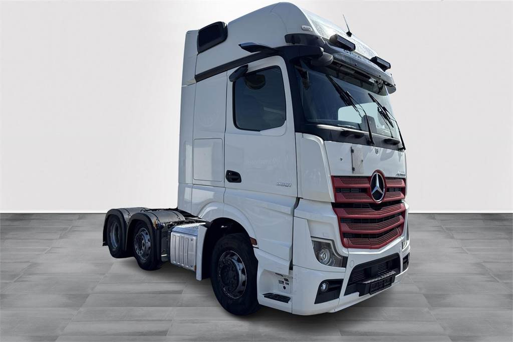 Mercedes-Benz ACTROS 2551LS 6x2/4 Väliteli - Sadulveok: pilt 4 Mercedes-Benz ACTROS 2551LS 6x2/4 Väliteli - Sadulveok: pilt 4