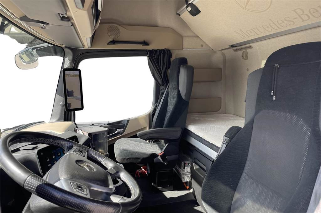 Mercedes-Benz ACTROS 2551LS 6x2/4 Väliteli - Sadulveok: pilt 5 Mercedes-Benz ACTROS 2551LS 6x2/4 Väliteli - Sadulveok: pilt 5