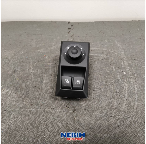 Renault Renault - 7424325374 - bedieningspaneel bestuurdersportier - Varuosa - Veoauto: pilt 3 Renault Renault - 7424325374 - bedieningspaneel bestuurdersportier - Varuosa - Veoauto: pilt 3