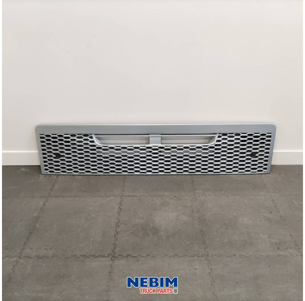 Volvo Volvo - 84033230 - Frontgrille FH16 - Varuosa - Veoauto: pilt 1 Volvo Volvo - 84033230 - Frontgrille FH16 - Varuosa - Veoauto: pilt 1