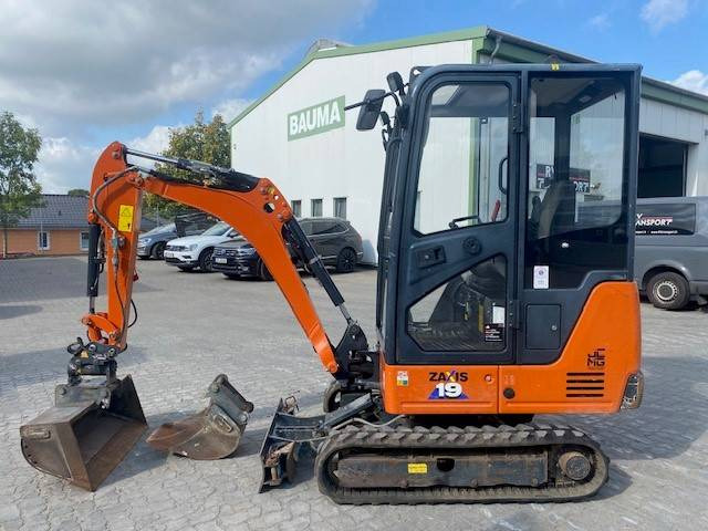 Hitachi ZX 19-6 CR MIETE / RENTAL (12005522) - Miniekskavaator: pilt 1 Hitachi ZX 19-6 CR MIETE / RENTAL (12005522) - Miniekskavaator: pilt 1