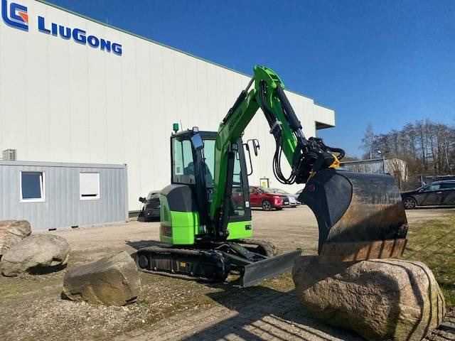 LIUGONG 9027 FE Electric, SW OQ 30 (12005252) - Miniekskavaator: pilt 4 LIUGONG 9027 FE Electric, SW OQ 30 (12005252) - Miniekskavaator: pilt 4