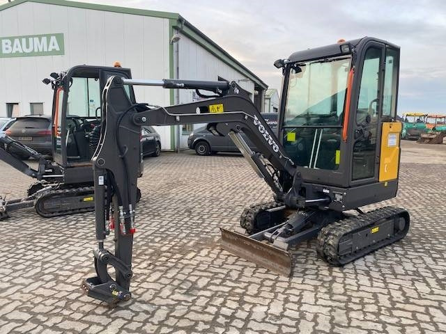 Volvo EC 20 E MIETE / RENTAL (12001812) - Miniekskavaator: pilt 1 Volvo EC 20 E MIETE / RENTAL (12001812) - Miniekskavaator: pilt 1