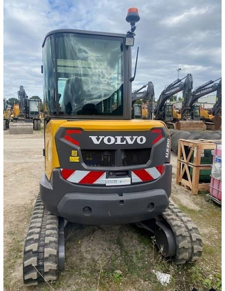 Volvo ECR 35 D MIETE / RENTAL (12001934) - Miniekskavaator: pilt 3 Volvo ECR 35 D MIETE / RENTAL (12001934) - Miniekskavaator: pilt 3
