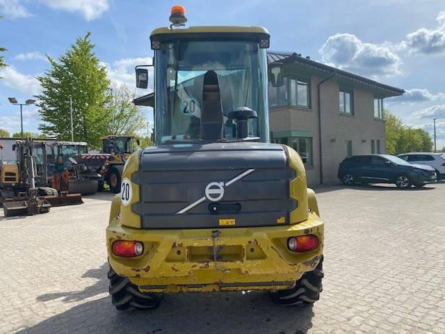 Volvo L 35 G MIETE / RENTAL (12002209) - Rataslaadur: pilt 3 Volvo L 35 G MIETE / RENTAL (12002209) - Rataslaadur: pilt 3