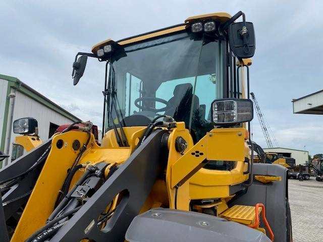 Rataslaadur Volvo L 70 H MIETE / RENTAL (12005472): pilt 15 Rataslaadur Volvo L 70 H MIETE / RENTAL (12005472): pilt 15