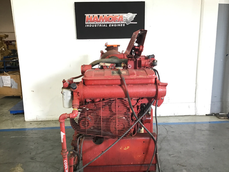 Caterpillar 3208 03Z-4W0860 USED - Ehitusmasinad: pilt 4 Caterpillar 3208 03Z-4W0860 USED - Ehitusmasinad: pilt 4