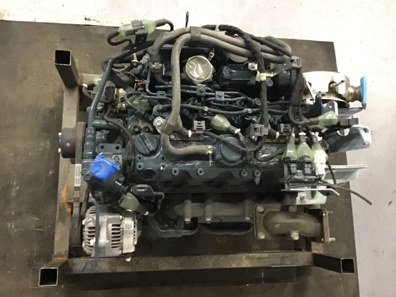 Kubota V2403 NEW - Mootor - Ehitusmasinad: pilt 5 Kubota V2403 NEW - Mootor - Ehitusmasinad: pilt 5