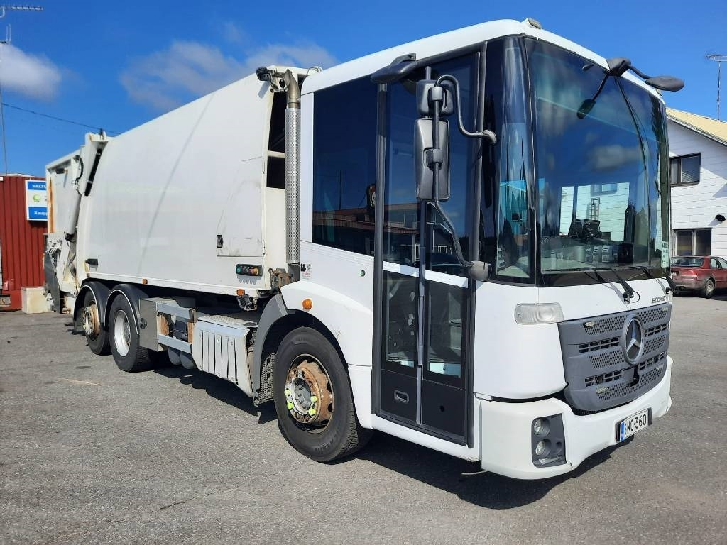 Mercedes-Benz Econic 2635 - Prügiauto: pilt 2 Mercedes-Benz Econic 2635 - Prügiauto: pilt 2