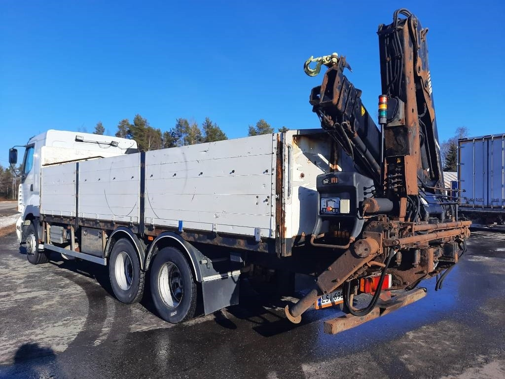 Sisu E12 - Kraanaga veoauto: pilt 3 Sisu E12 - Kraanaga veoauto: pilt 3