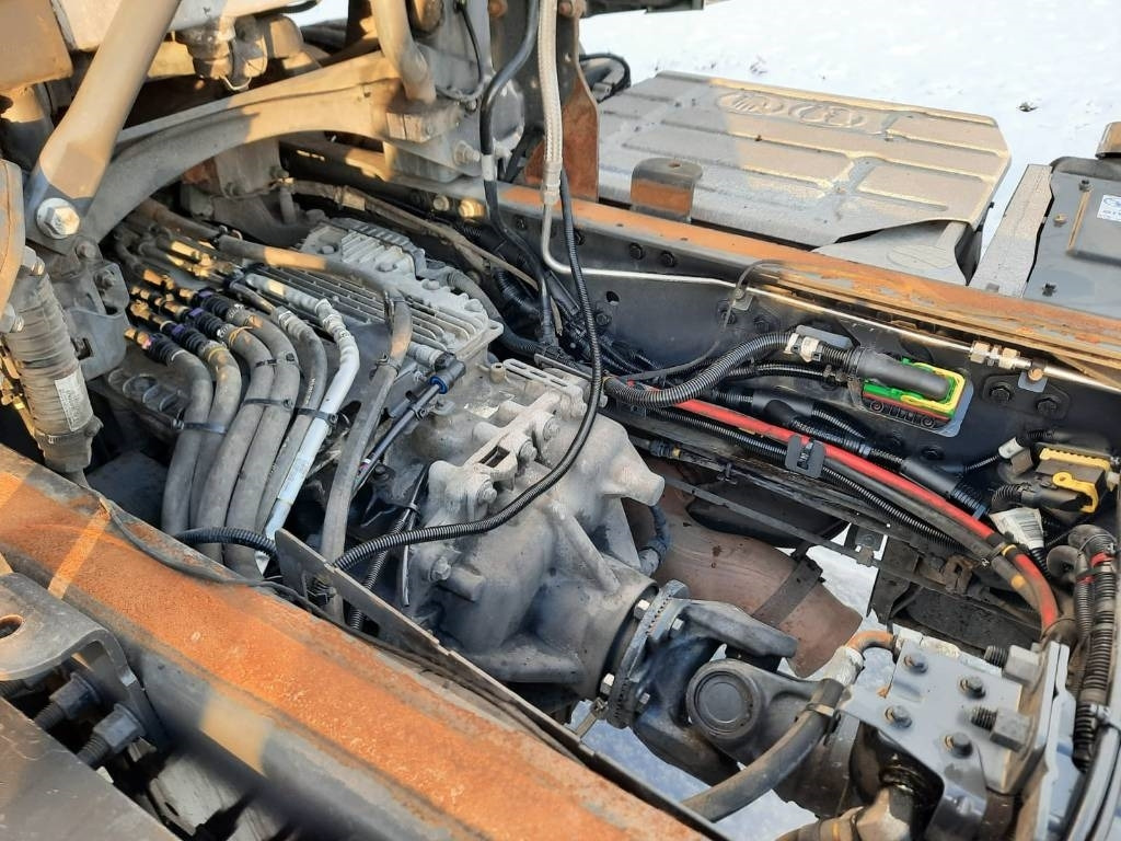Volvo FH 13 - Kabiinišassiiga veoauto: pilt 5 Volvo FH 13 - Kabiinišassiiga veoauto: pilt 5