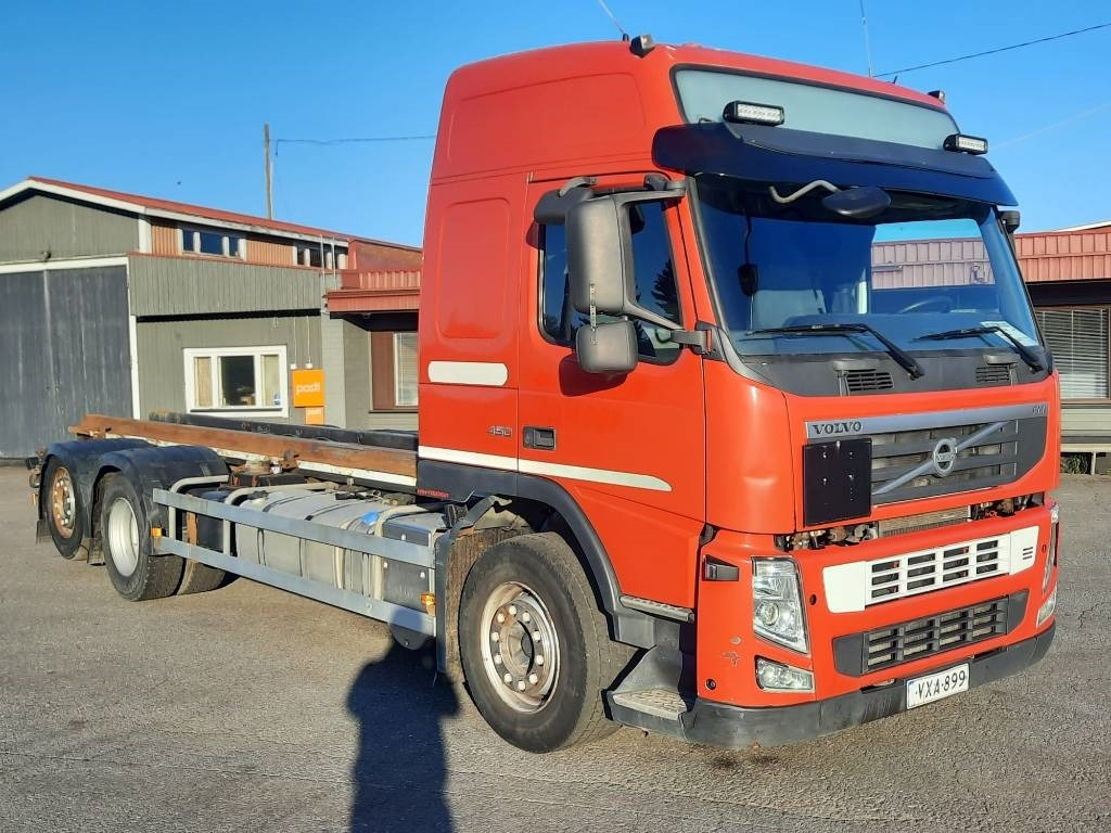 Volvo FM-11 - Konteinerveduk/ Tõstukiga veoauto: pilt 2 Volvo FM-11 - Konteinerveduk/ Tõstukiga veoauto: pilt 2