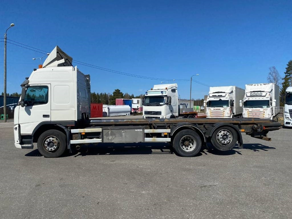 Volvo FM 13 - Konteinerveduk/ Tõstukiga veoauto: pilt 5 Volvo FM 13 - Konteinerveduk/ Tõstukiga veoauto: pilt 5