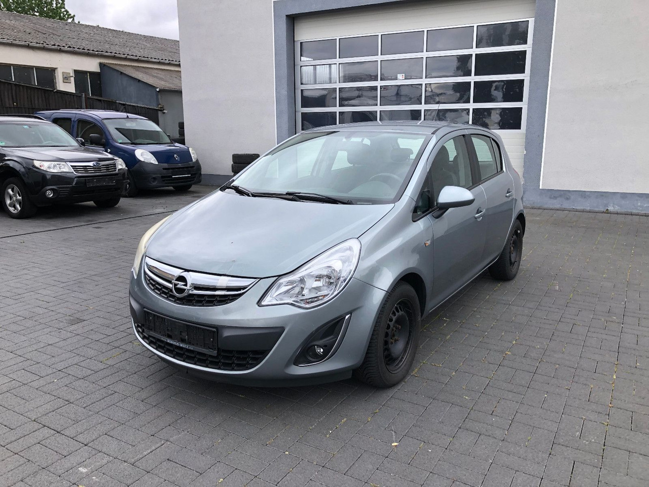 Opel Corsa 150 Jahre Opel 1.3 CDTi, Klima - Sedaan: pilt 3 Opel Corsa 150 Jahre Opel 1.3 CDTi, Klima - Sedaan: pilt 3