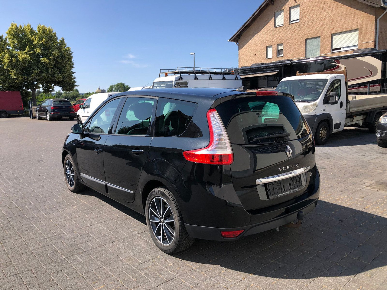 Renault Scenic Grand 2.0 dCi 150 BOSE Edition,Automatik - Mikrobuss: pilt 4 Renault Scenic Grand 2.0 dCi 150 BOSE Edition,Automatik - Mikrobuss: pilt 4