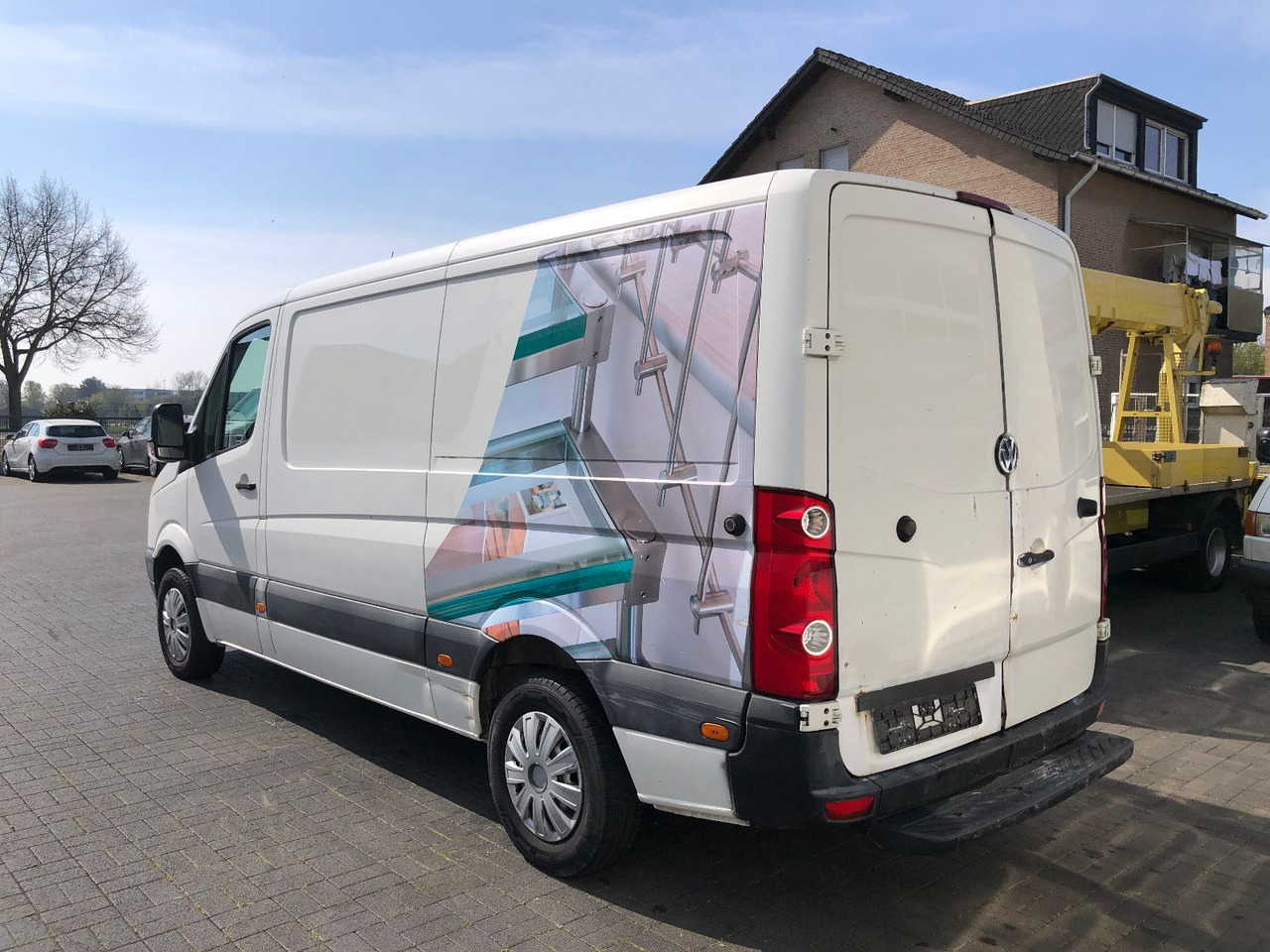 Volkswagen Crafter 2.5 TDI 30 mittel L2H1, Klima - Väike kaubik: pilt 2 Volkswagen Crafter 2.5 TDI 30 mittel L2H1, Klima - Väike kaubik: pilt 2