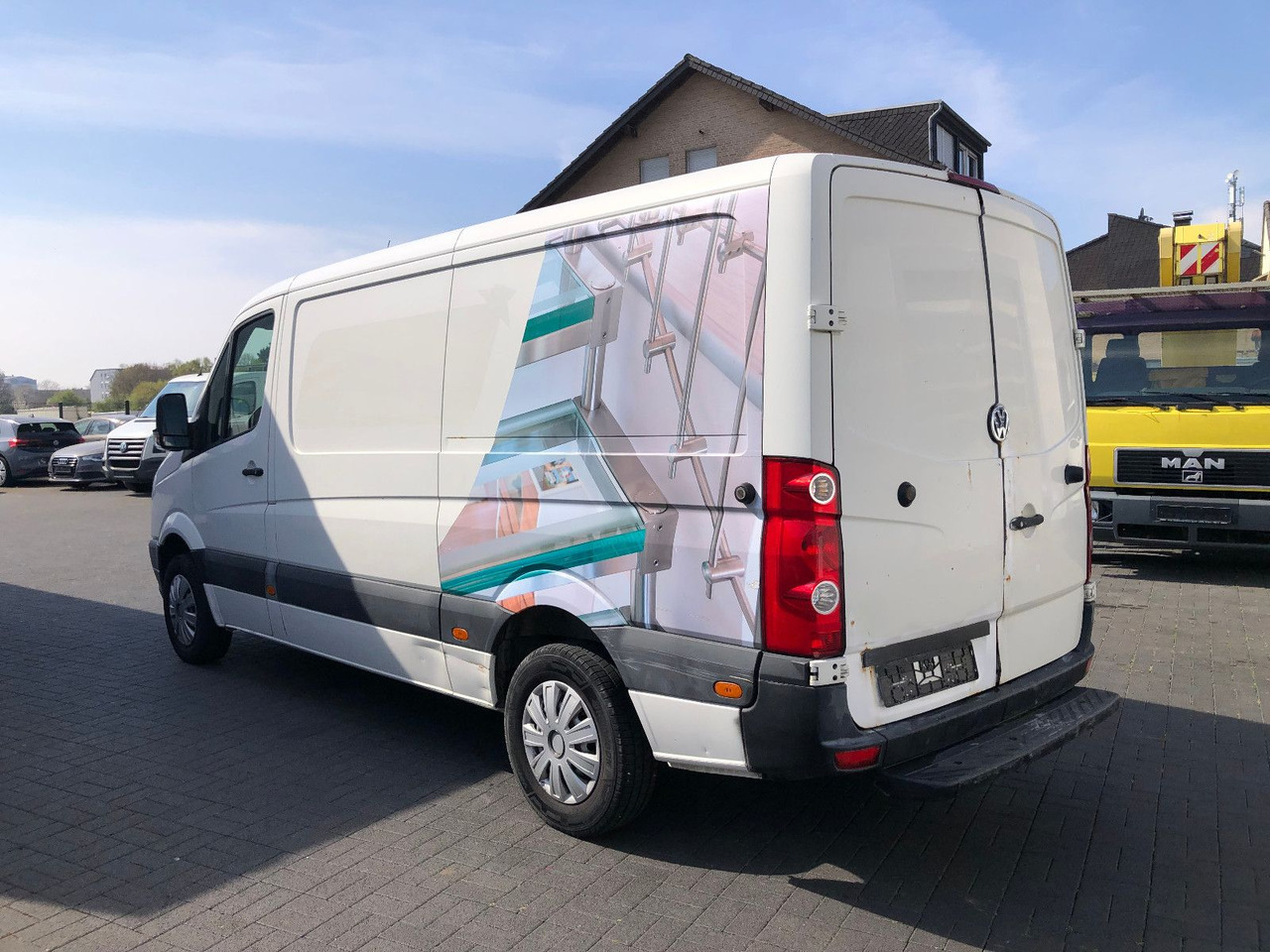 Volkswagen Crafter 2.5 TDI 30 mittel L2H1, Klima - Väike kaubik: pilt 4 Volkswagen Crafter 2.5 TDI 30 mittel L2H1, Klima - Väike kaubik: pilt 4