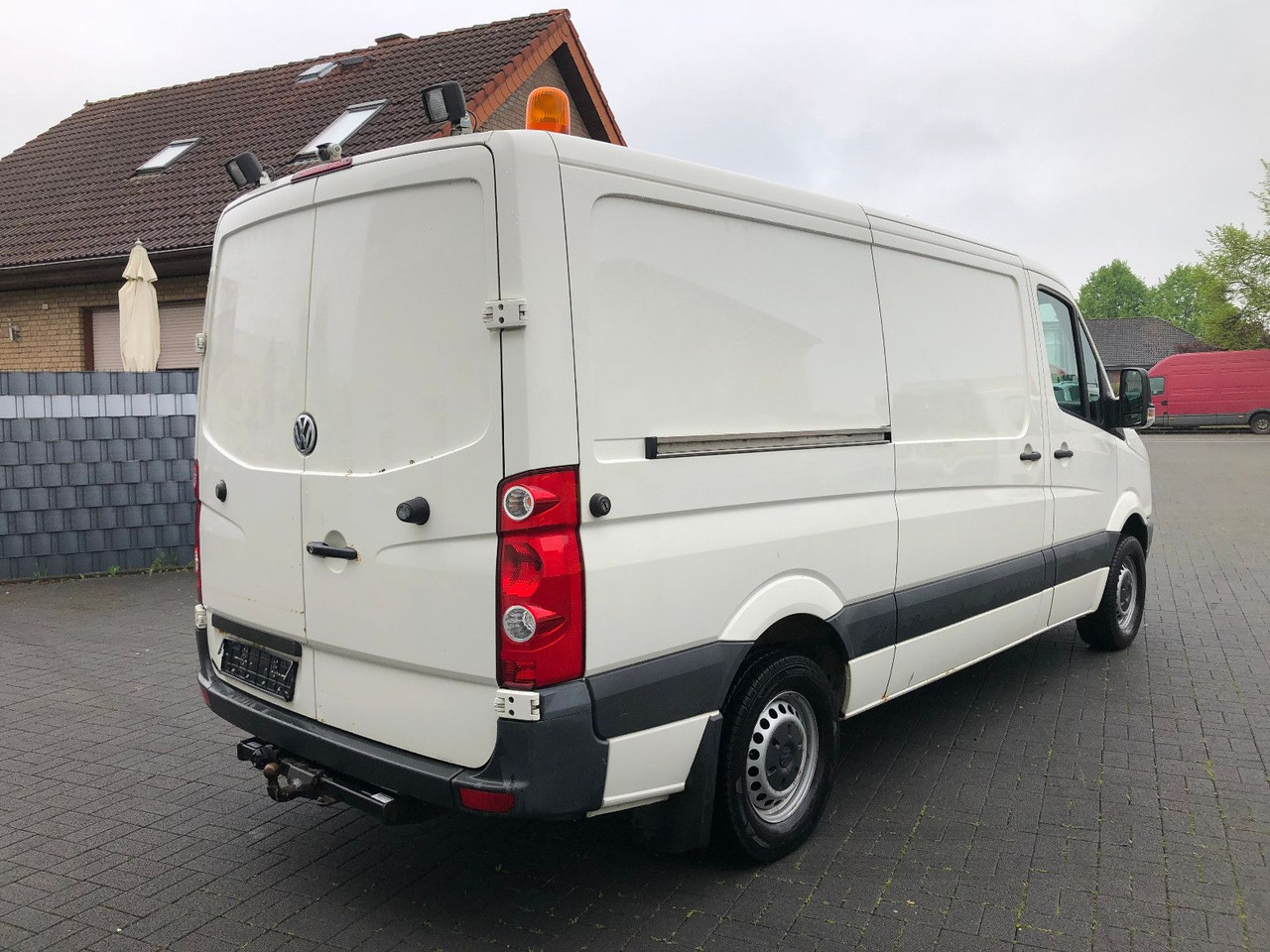 Volkswagen Crafter 2.5 TDI mittel L2H1 - Väike kaubik: pilt 2 Volkswagen Crafter 2.5 TDI mittel L2H1 - Väike kaubik: pilt 2