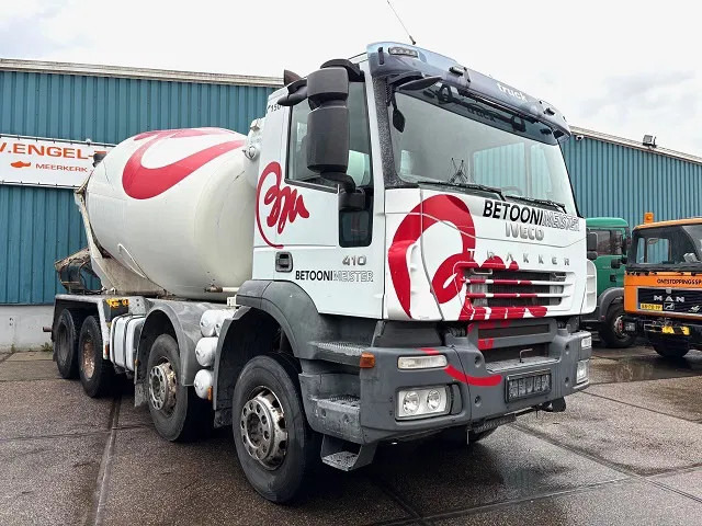 Iveco Eurotrakker AD340T41B 8x4 FULL STEEL SUSPENSION WITH STETTER CONCRETE MIXER (ZF16 MANUAL GEARBOX / FULL STEEL SUSPENSION / REDUC - Autobetoonisegisti: pilt 2 Iveco Eurotrakker AD340T41B 8x4 FULL STEEL SUSPENSION WITH STETTER CONCRETE MIXER (ZF16 MANUAL GEARBOX / FULL STEEL SUSPENSION / REDUC - Autobetoonisegisti: pilt 2