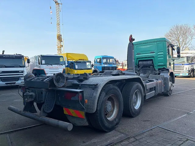 MAN TGA 26.360BB 6x4 FULL STEEL MULTILIFT HOOK-ARM (ZF16 MANUAL GEARBOX / FULL STEEL SUSPENSION / REDUCTION AXLES / AIRCONDITIONING) - Konkstõstukiga veoauto: pilt 3 MAN TGA 26.360BB 6x4 FULL STEEL MULTILIFT HOOK-ARM (ZF16 MANUAL GEARBOX / FULL STEEL SUSPENSION / REDUCTION AXLES / AIRCONDITIONING) - Konkstõstukiga veoauto: pilt 3