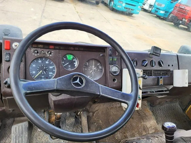 Mercedes-Benz 1117 K (6-CILINDER) KIPPER WITH FERRARI CRANE (FULL STEEL SUSPENSION / MANUAL GEARBOX / P.T.O.) liising Mercedes-Benz 1117 K (6-CILINDER) KIPPER WITH FERRARI CRANE (FULL STEEL SUSPENSION / MANUAL GEARBOX / P.T.O.): pilt 6