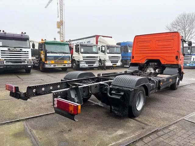 Mercedes-Benz Atego 823L DAY CAB (6-CILINDER) 4x2 CHASSIS (MANUAL GEARBOX / SPER DIFFERENTIAL / 6-CILINDER ENGINE) - Kabiinišassiiga veoauto: pilt 3 Mercedes-Benz Atego 823L DAY CAB (6-CILINDER) 4x2 CHASSIS (MANUAL GEARBOX / SPER DIFFERENTIAL / 6-CILINDER ENGINE) - Kabiinišassiiga veoauto: pilt 3