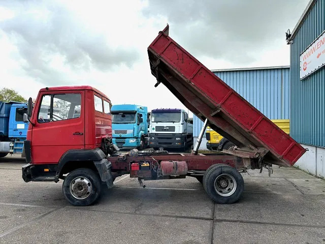 Mercedes-Benz LK 814 K 4x2 (6-CILINDER) KIPPER (MANUAL GEARBOX / FULL STEEL SUSPENSION / P.T.O.) - Kallurauto: pilt 4 Mercedes-Benz LK 814 K 4x2 (6-CILINDER) KIPPER (MANUAL GEARBOX / FULL STEEL SUSPENSION / P.T.O.) - Kallurauto: pilt 4