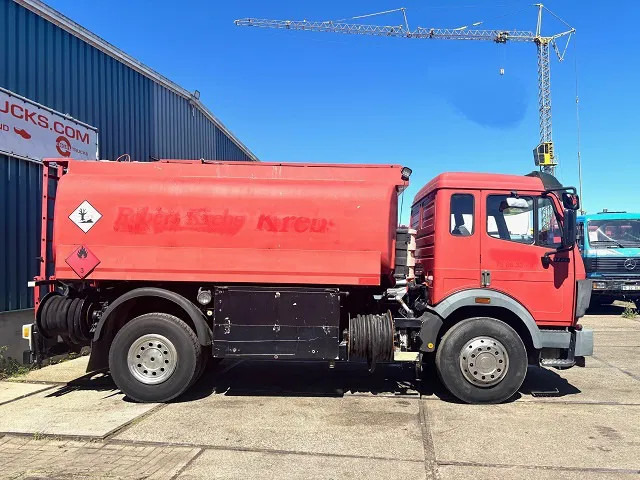 Mercedes-Benz SK 1726 (ORIGINAL GERMAN) 13.500 LITER TANK TRUCK (ZF16 MANUAL GEARBOX / FULL STEEL SUSPENSION / REDUCTION AXLE / ANALOG COUNTER - Tsisternauto: pilt 4 Mercedes-Benz SK 1726 (ORIGINAL GERMAN) 13.500 LITER TANK TRUCK (ZF16 MANUAL GEARBOX / FULL STEEL SUSPENSION / REDUCTION AXLE / ANALOG COUNTER - Tsisternauto: pilt 4