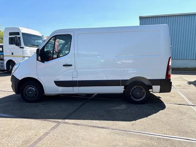 Opel Movano T3300 2.4CDTI L1H1 (EURO 6 / 6 GEARS MANUAL GEARBOX / AIRCONDITIONING / APPLE CARPLAY / REAR VIEW CAMERA / ETC) - Väike kaubik: pilt 5 Opel Movano T3300 2.4CDTI L1H1 (EURO 6 / 6 GEARS MANUAL GEARBOX / AIRCONDITIONING / APPLE CARPLAY / REAR VIEW CAMERA / ETC) - Väike kaubik: pilt 5