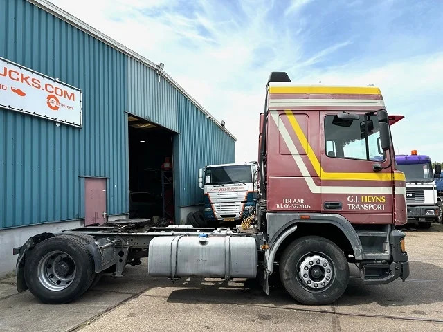 DAF 95.360 ATI SPACECAB (DUTCH TRUCK) (EURO 2 / ZF16 MANUAL GEARBOX / ABS BRAKE SYSTEM) - Sadulveok: pilt 4 DAF 95.360 ATI SPACECAB (DUTCH TRUCK) (EURO 2 / ZF16 MANUAL GEARBOX / ABS BRAKE SYSTEM) - Sadulveok: pilt 4
