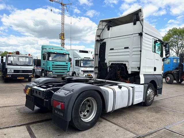 MAN TGX 18.440 BLS XLX (ZF16 MANUAL GEARBOX / 2x DIESELTANK / AIRCONDITIONING / ELECTRICAL MAINSWITCH / FRIDGE / EURO 6) - Sadulveok: pilt 3 MAN TGX 18.440 BLS XLX (ZF16 MANUAL GEARBOX / 2x DIESELTANK / AIRCONDITIONING / ELECTRICAL MAINSWITCH / FRIDGE / EURO 6) - Sadulveok: pilt 3