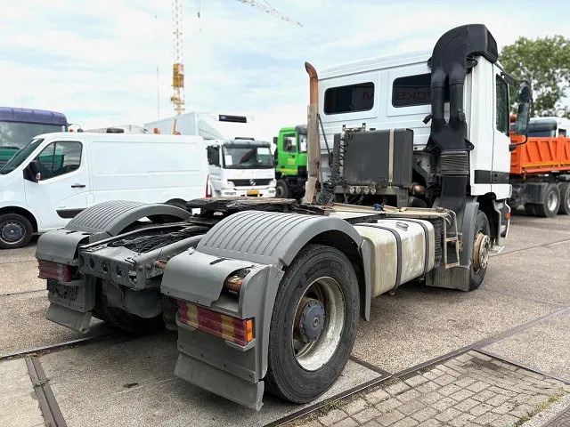Mercedes-Benz Actros 1848 LS (MP1) 4x2 TRACTOR (EPS WITH CLUTCH / RUDUCTION AXLE / HYDRAULIC KIT / AIRCONDITIONING / ETC) - Sadulveok: pilt 3 Mercedes-Benz Actros 1848 LS (MP1) 4x2 TRACTOR (EPS WITH CLUTCH / RUDUCTION AXLE / HYDRAULIC KIT / AIRCONDITIONING / ETC) - Sadulveok: pilt 3