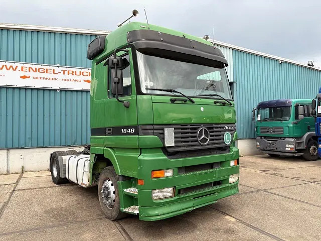 Mercedes-Benz Actros 1848 V8 MEGASPACE (EPS WITH CLUTCH (3 PEDALS) / REDUCTION AXLE / FRIDGE / ETC.) - Sadulveok: pilt 2 Mercedes-Benz Actros 1848 V8 MEGASPACE (EPS WITH CLUTCH (3 PEDALS) / REDUCTION AXLE / FRIDGE / ETC.) - Sadulveok: pilt 2