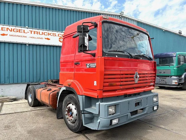 Renault G340 Manager 4x2 TRACTOR (MECHANICAL PUMP & INJECTORS / ZF MANUAL GEARBOX / REDUCTIONS AXLE) - Sadulveok: pilt 2 Renault G340 Manager 4x2 TRACTOR (MECHANICAL PUMP & INJECTORS / ZF MANUAL GEARBOX / REDUCTIONS AXLE) - Sadulveok: pilt 2