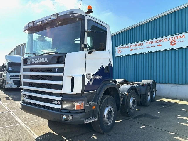 Scania R124-420 C 8x4 FULL STEEL CHASSIS (EURO 3 / FULL STEEL SUSPENSION / REDUCTION AXLES / GRS900 GEARBOX) - Kabiinišassiiga veoauto: pilt 1 Scania R124-420 C 8x4 FULL STEEL CHASSIS (EURO 3 / FULL STEEL SUSPENSION / REDUCTION AXLES / GRS900 GEARBOX) - Kabiinišassiiga veoauto: pilt 1