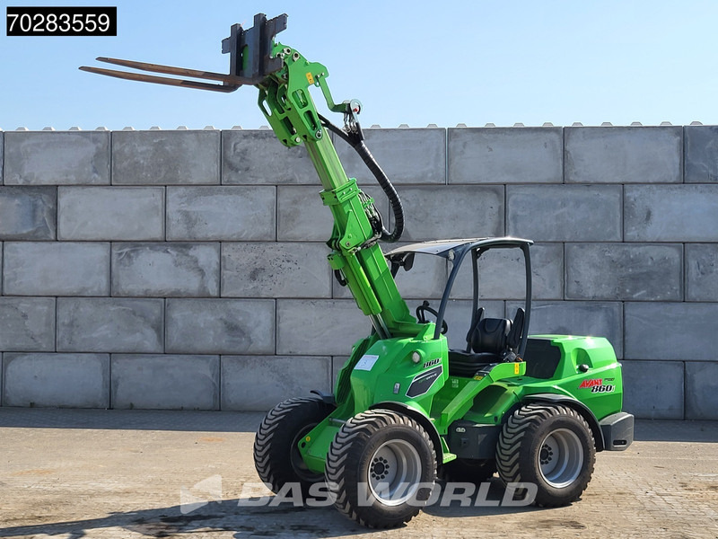 Avant M860i ATTACHMENTS INCLUDED - Rataslaadur: pilt 3 Avant M860i ATTACHMENTS INCLUDED - Rataslaadur: pilt 3